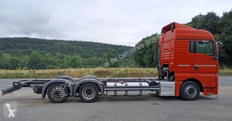 Camión MAN TGX 26.420 BDF 6x2 Euro 6 de Ocasión - Chasis Portacontenedores - miniatura 3
