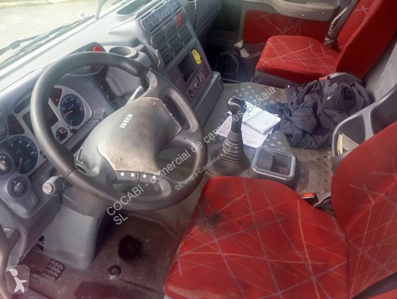 Camión Iveco Stralis 190 S 31 Tautliner 4x2 Euro 3 con Rampa de Ocasión - miniatura 9