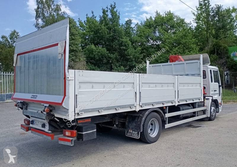 Camión caja abierta Volvo FL 220 4x2 Diesel Euro 4 grúa usado - miniatura 5